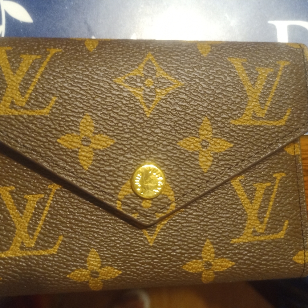 Authentic Louis Vuitton wallet